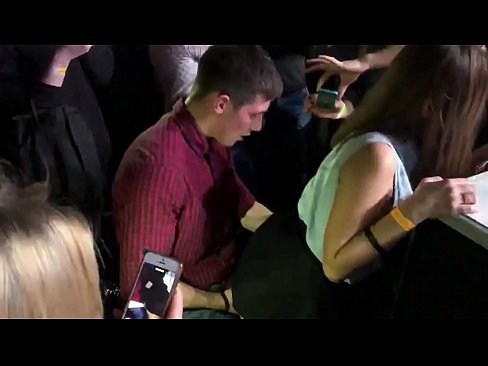 ❤️ Sexe real en una discoteca russa. Noia russa de 18 anys a l'anus i la vagina follada en una discoteca ☑ Vídeo porno al ca.taxiporec.top ❤